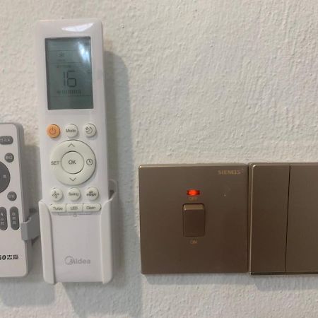 Kota Permai Mini Rest Room 99 Full Equipped Букіт-Мертаджам Екстер'єр фото